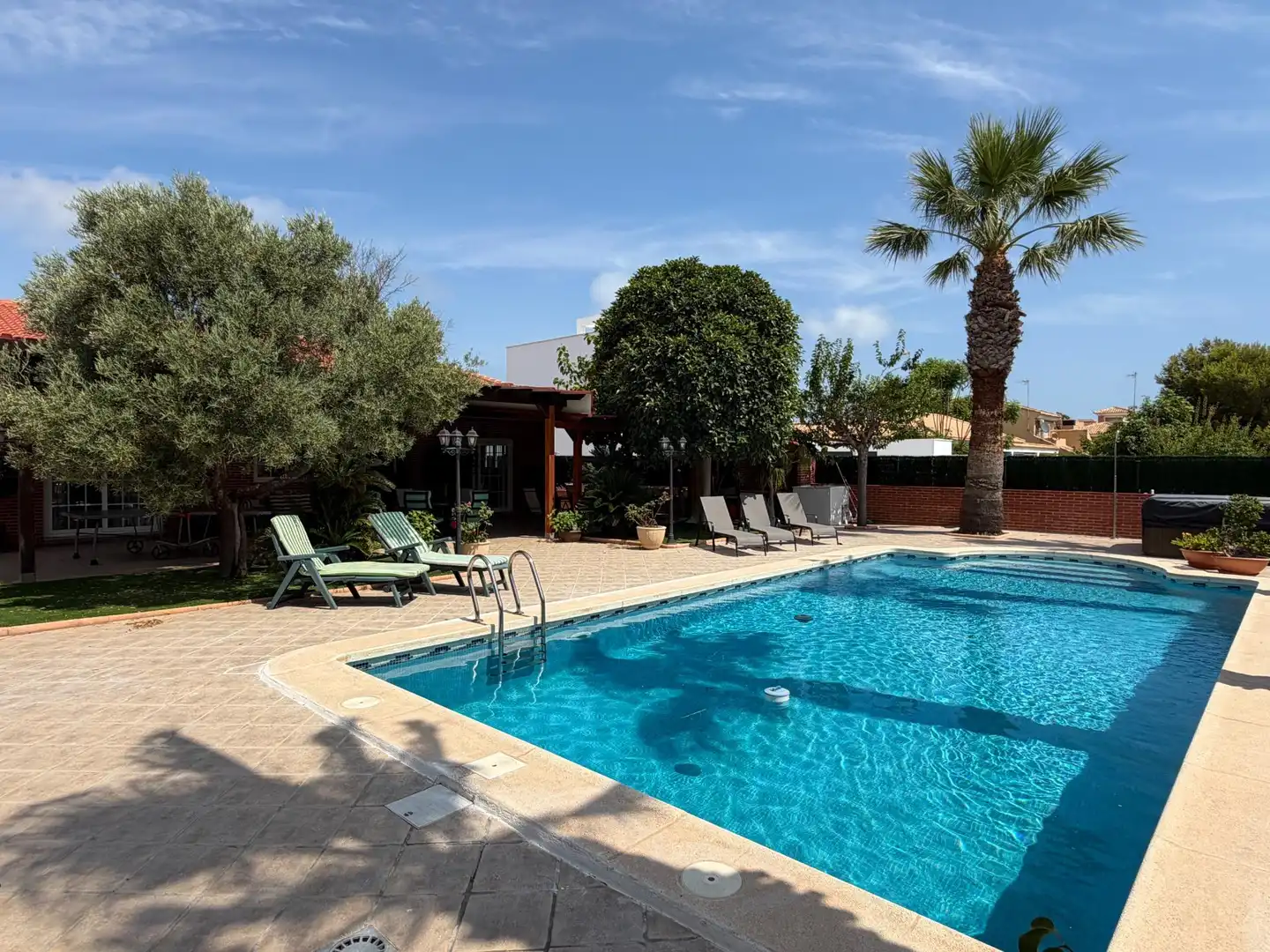 Swimming pool of Houses for sale in Cartagena  with Air Conditioner, Heating and Private garden