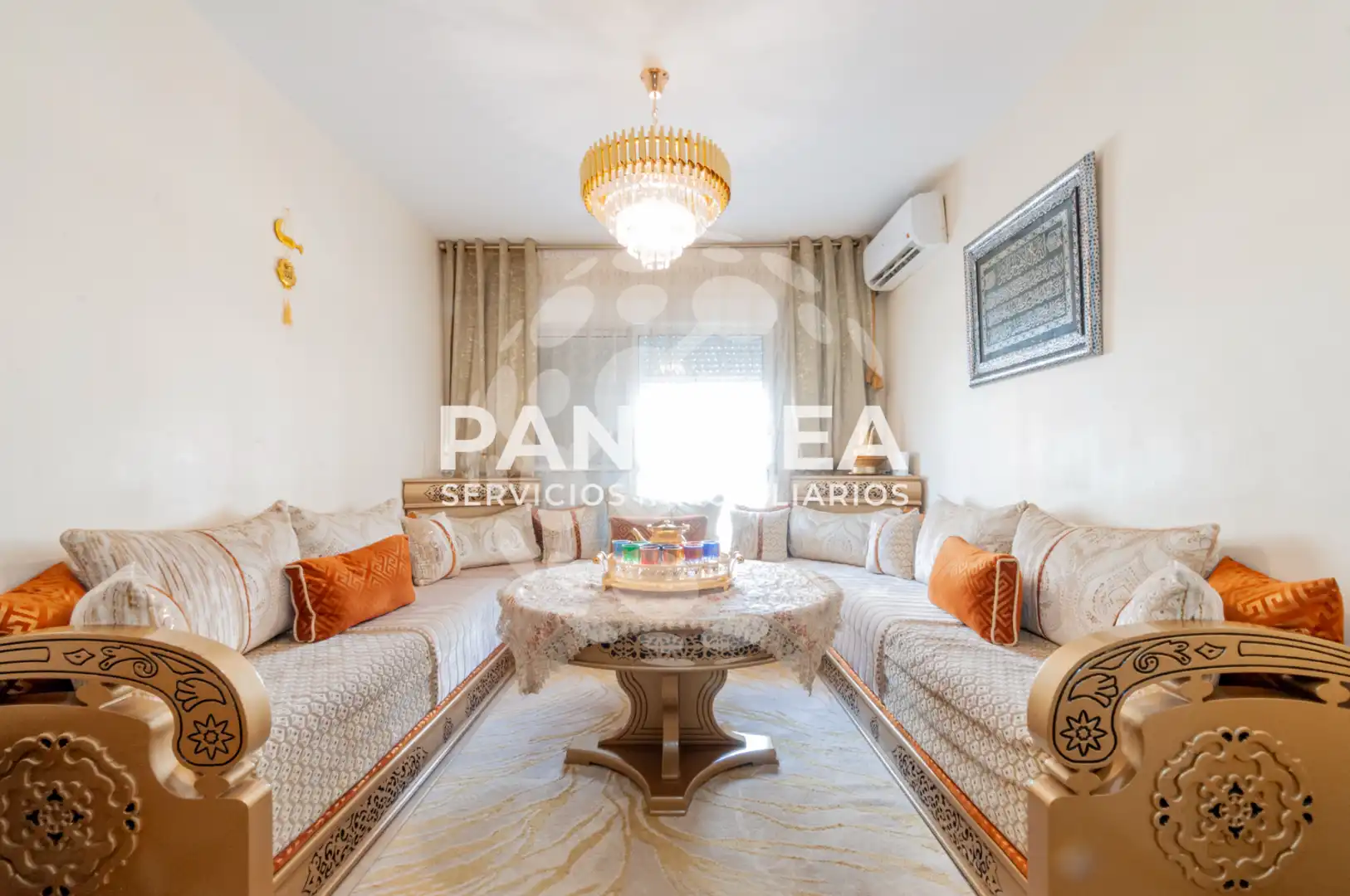 Sala de estar de Piso en venta en Roquetas de Mar con Amueblado, Horno y Lavadora