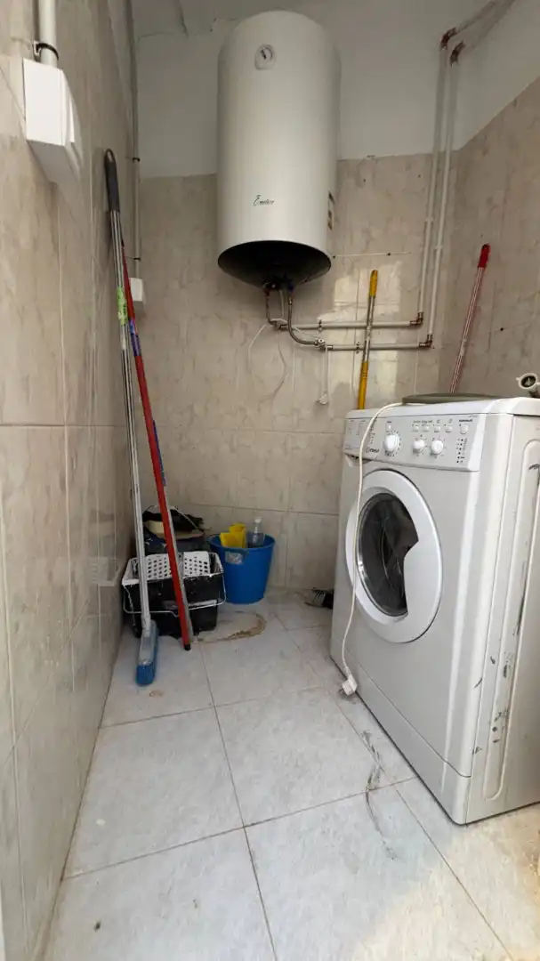 Wohnung zur Miete in Aldaia mit Klimaanlage, Heizung und Parkett
