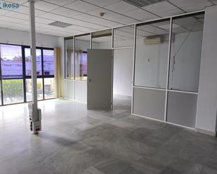 Office for sale in Mairena del Aljarafe