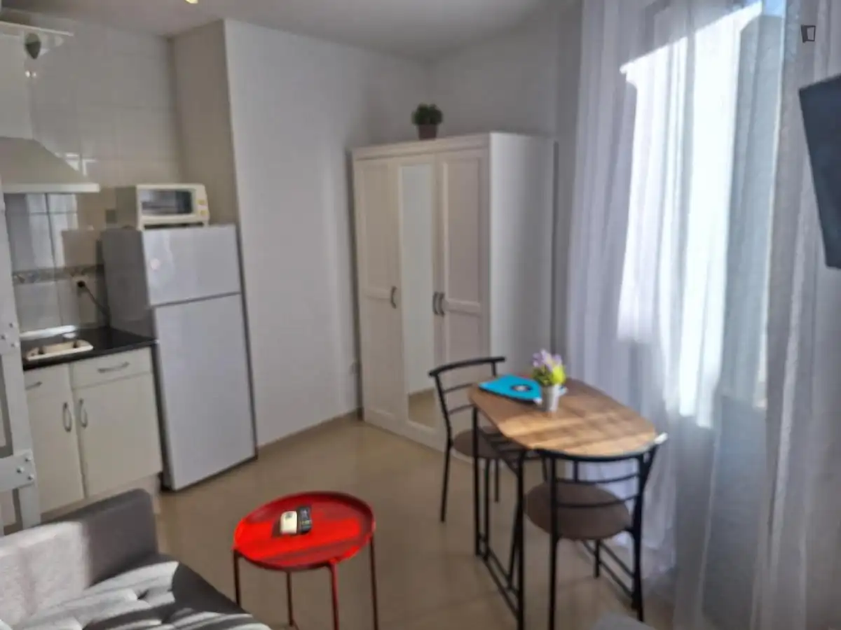 Estudio de alquiler en Encarnación - Regina