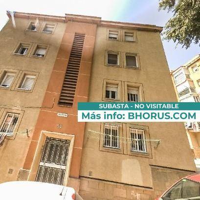 Piso en Venta en AIGUABLAVA, 53 en La Trinitat Nova