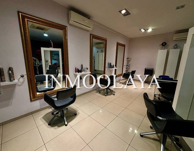 Local comercial en Venta en La Nova Esquerra de l'Eixample