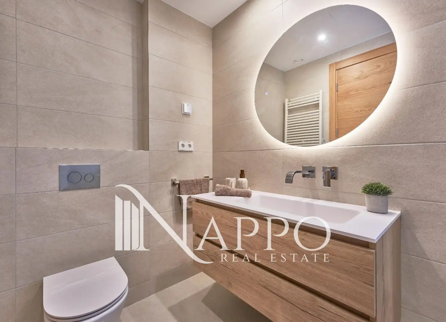 Badezimmer von Wohnung zum Verkauf in Andratx mit Klimaanlage, Heizung und Privatgarten