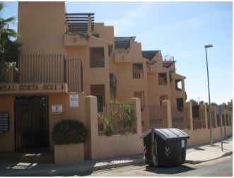 Vista exterior de Piso en venta en Orihuela