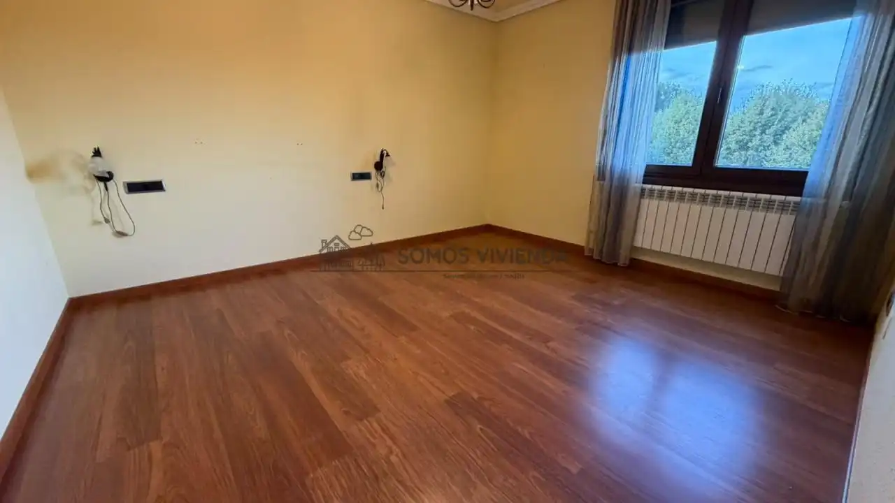 Living room of Houses for sale in San Cibrao das Viñas  with Heating, Private garden and Storage room