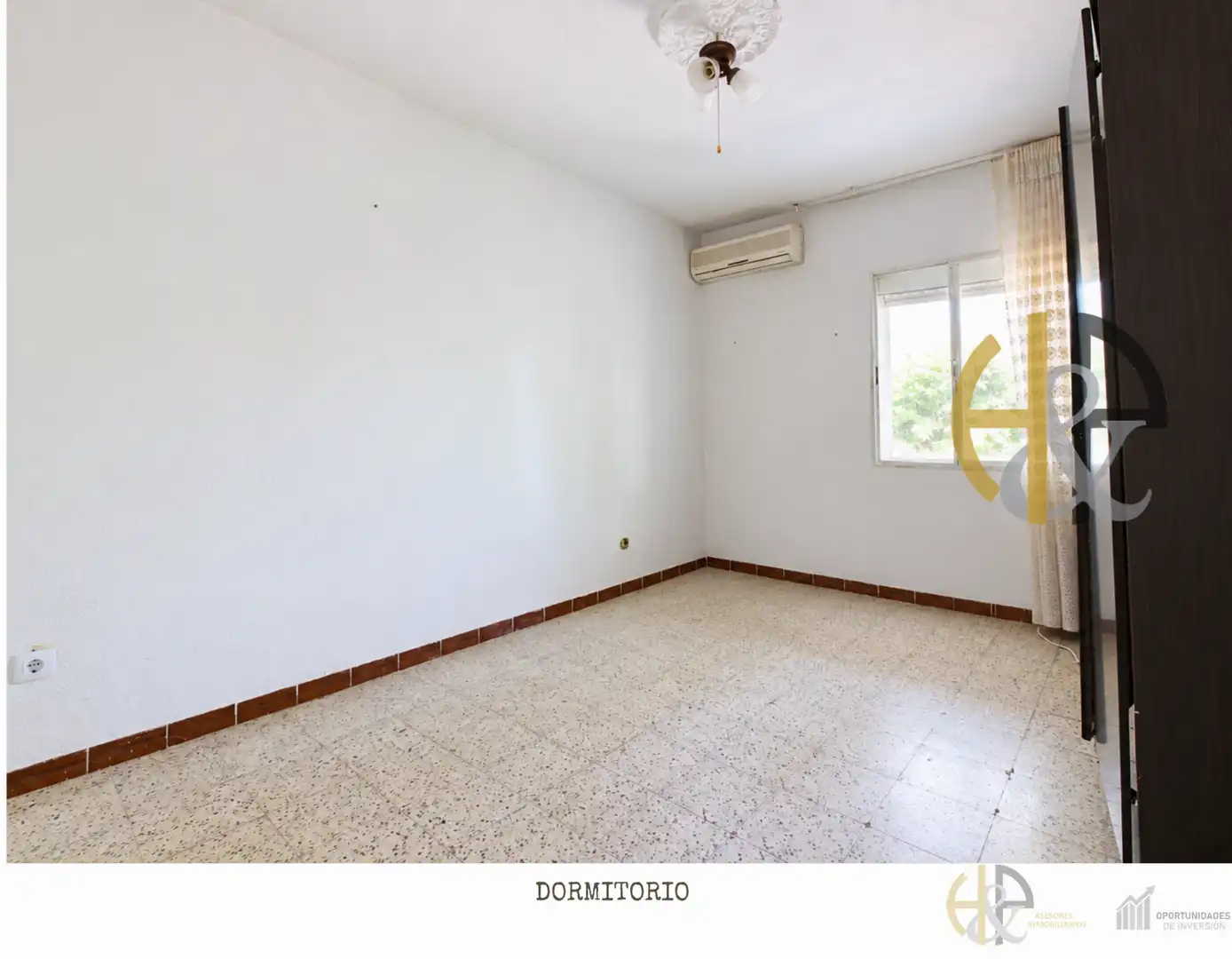 Bedroom of Flat for sale in Alcalá de Henares