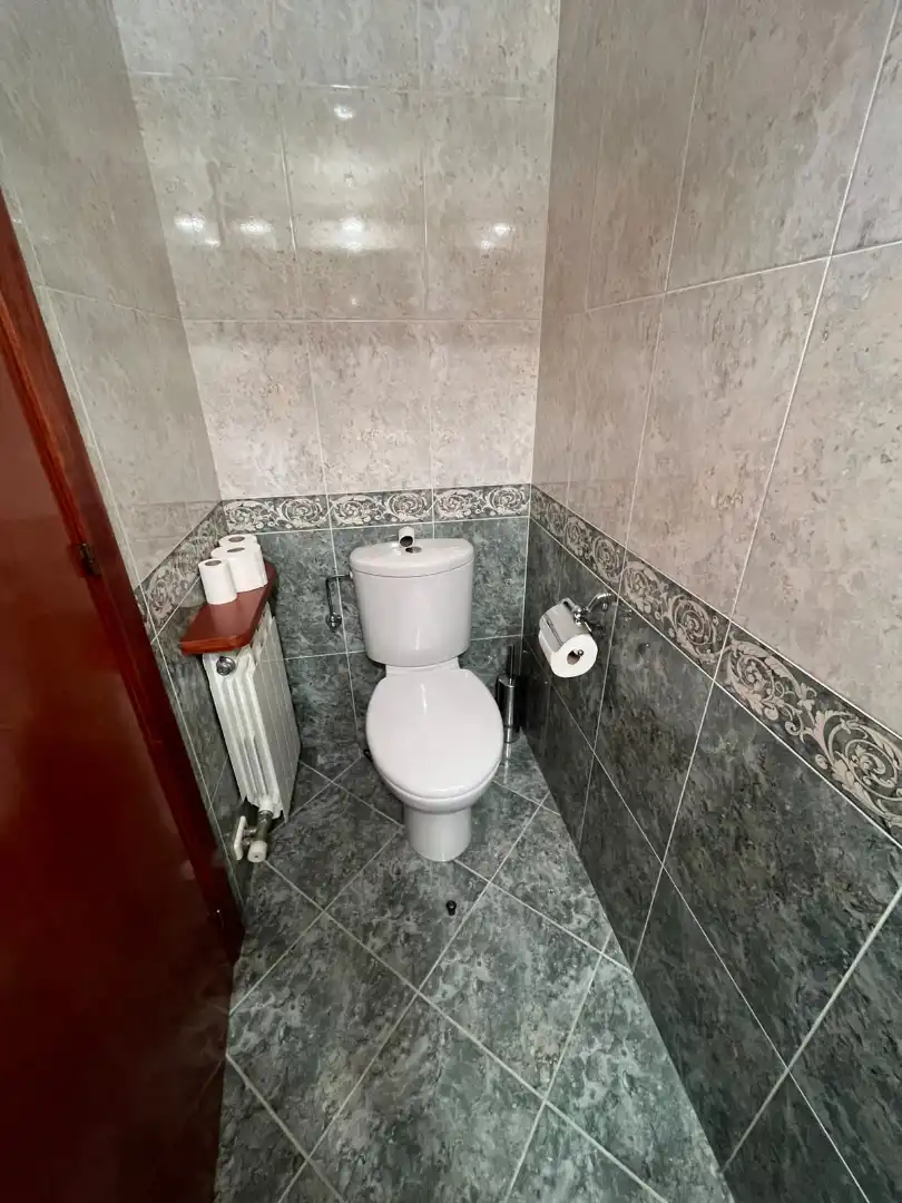 Bathroom of Flat for sale in Centre  