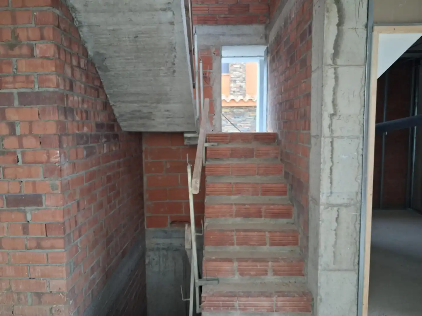 Casa o chalet en venta en Les Planes d'Hostoles con Calefacción, Terraza y Trastero