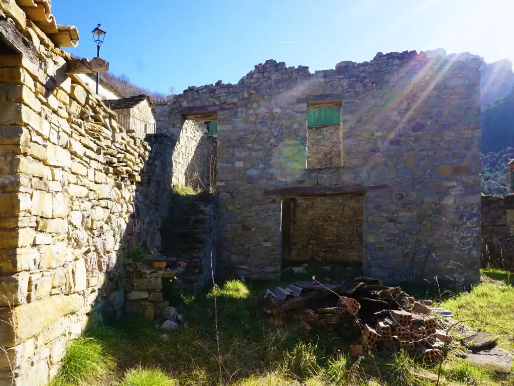 Houses for sale in Beranuy