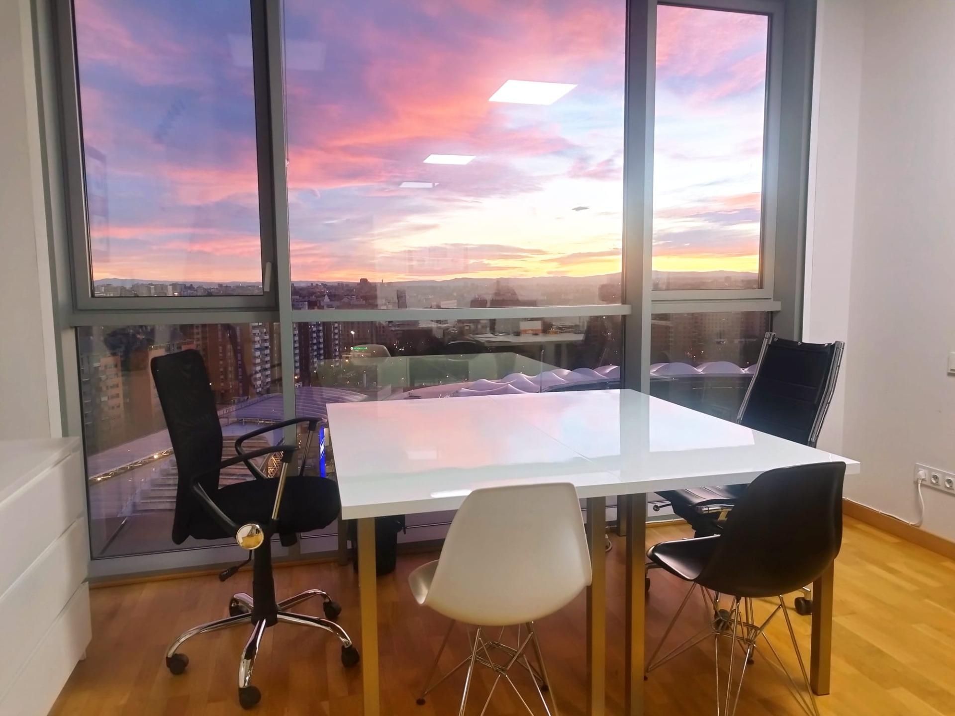 Piso de alquiler en Avenida HERMANOS MACHADO, Sant Llorenç - Zona Alfahuir , Rascanya