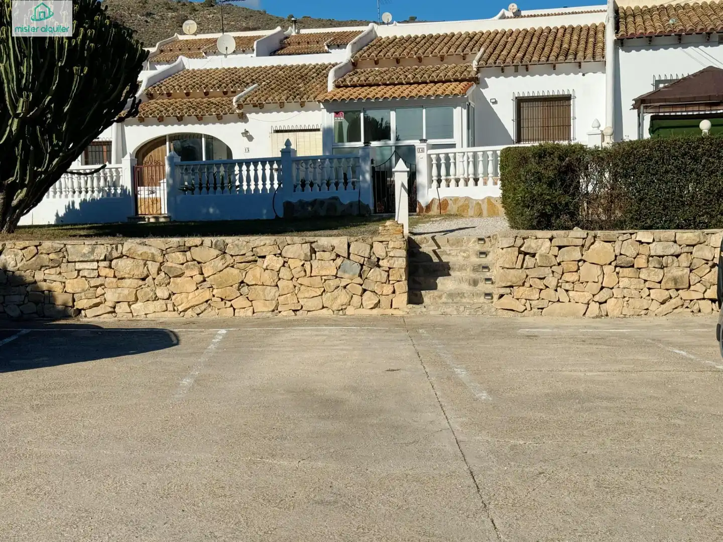 Parking of Detached homes for rent in El Campello  with Air Conditioner, Private garden and Terrace