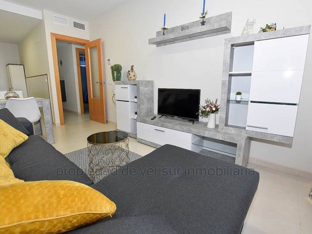 Apartamento en Alquiler en Calle Islas Canarias en Cala Marqués