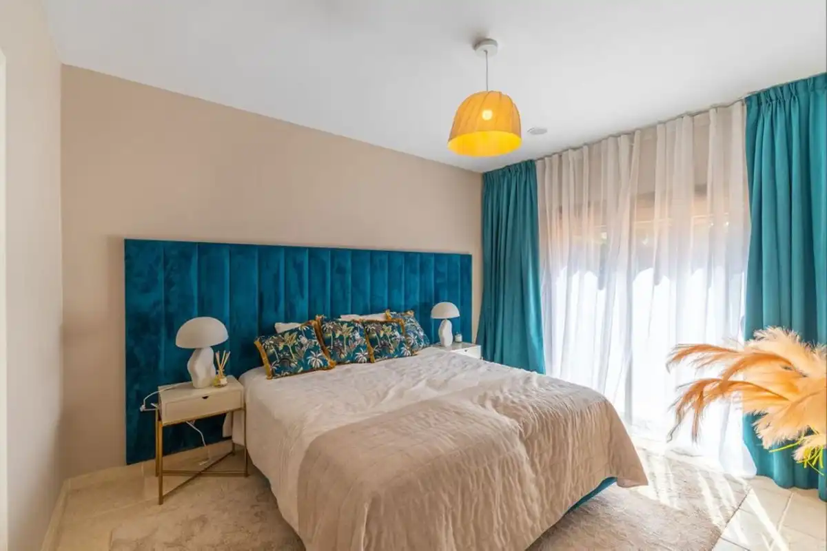 Dormitori de Planta baixa en venda en Estepona amb Jardí privat, Traster i Piscina comunitària