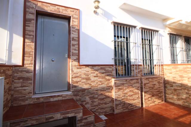 Casa adosada en Alquiler en Calle Cascabelero en Corrales