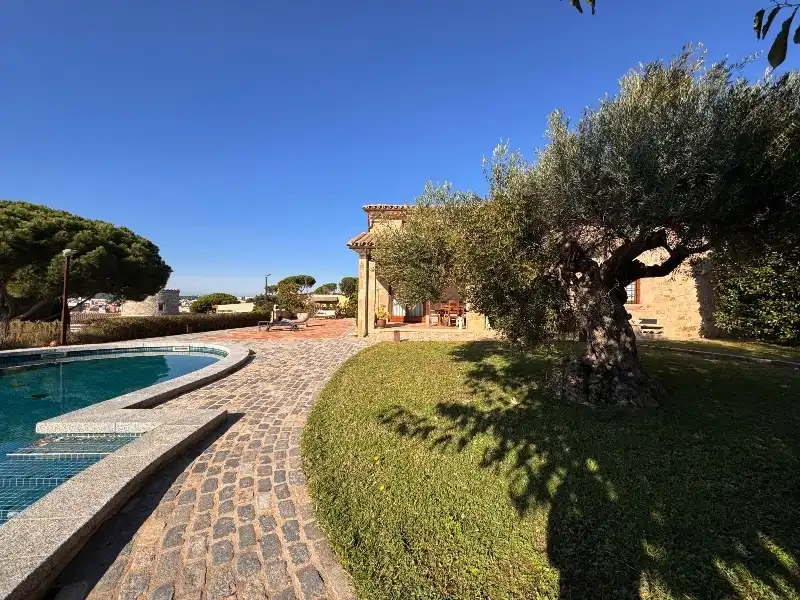 Garden of Houses for sale in Sant Feliu de Guíxols  with Air Conditioner, Heating and Private garden