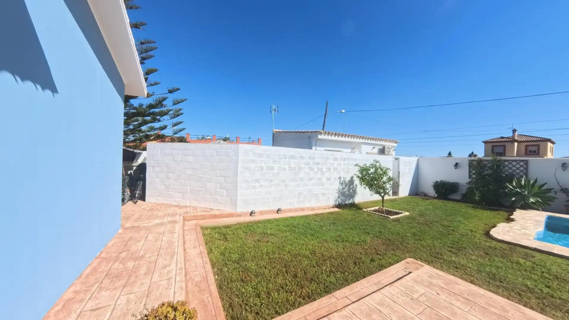 Jardí de Casa o xalet en venda en El Puerto de Santa María amb Aire condicionat, Jardí privat i Traster