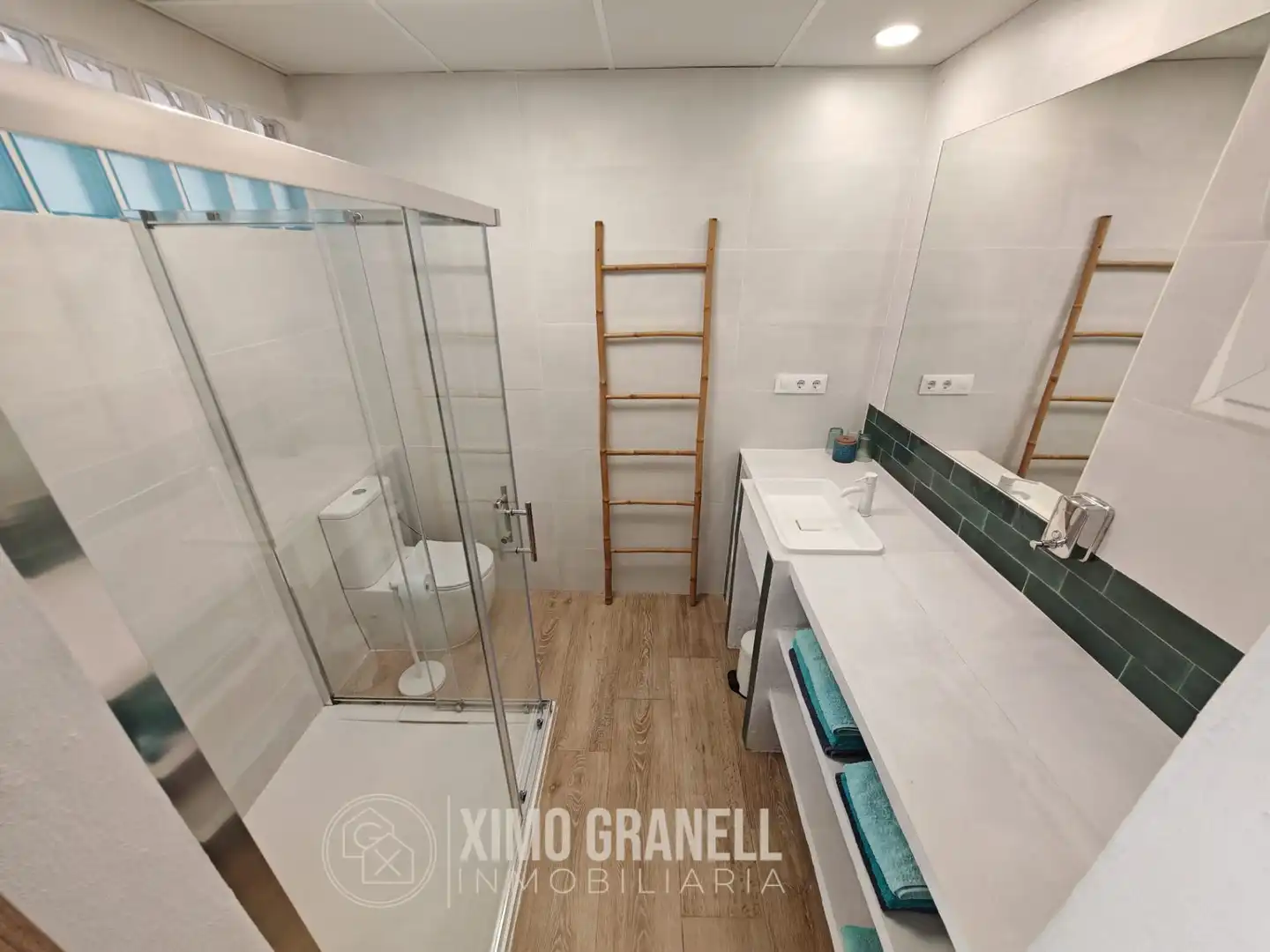 Badezimmer von Country house zum Verkauf in Sagunto / Sagunt mit Klimaanlage, Heizung und Privatgarten
