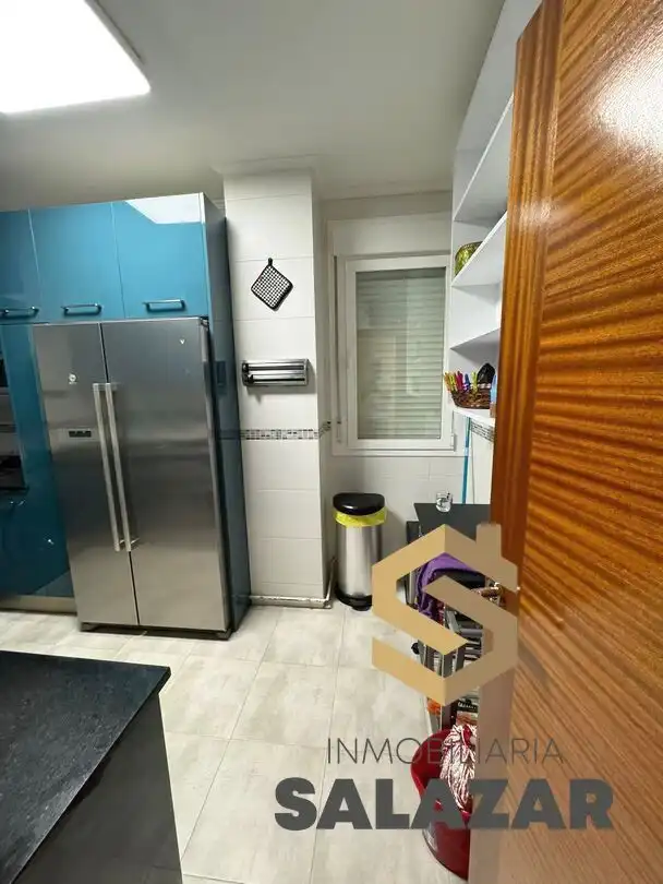 Kitchen of Flat for sale in Bilbao   with Air Conditioner, Heating and Storage room