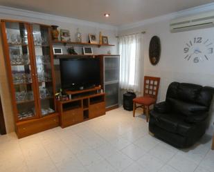 Living room of Flat to rent in Azuaga  with Air Conditioner and Balcony