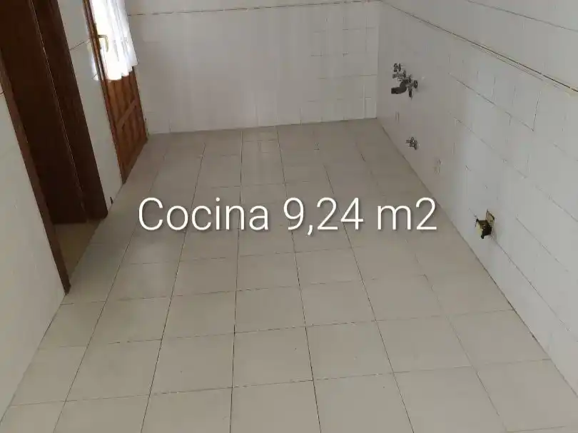 Cuina de Pis en venda en Tordesillas amb Jardí privat, Piscina i Balcó