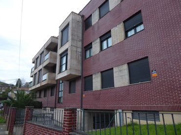 Appartement avec balcon à vendre à Calle Covalanas 11
