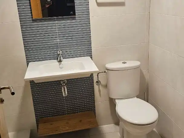 Baño de Piso en venta en Vilanova i la Geltrú con Aire acondicionado, Terraza y Balcón