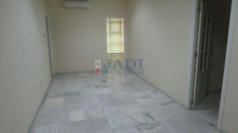 Photo 2 of Office to rent in Valdepeñas, Ciudad Real