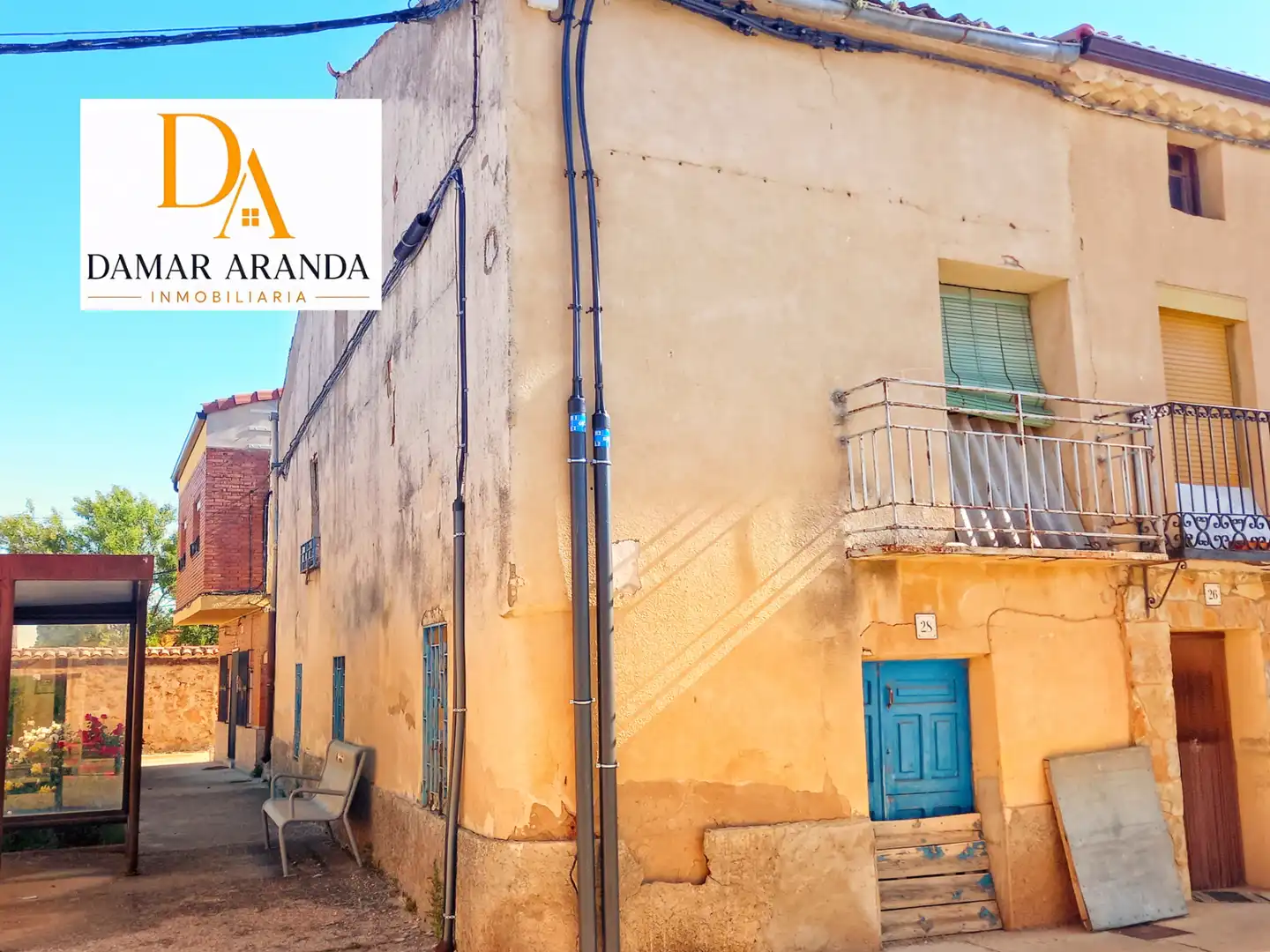 Vista exterior de Casa o chalet en venta en San Juan del Monte con Amueblado