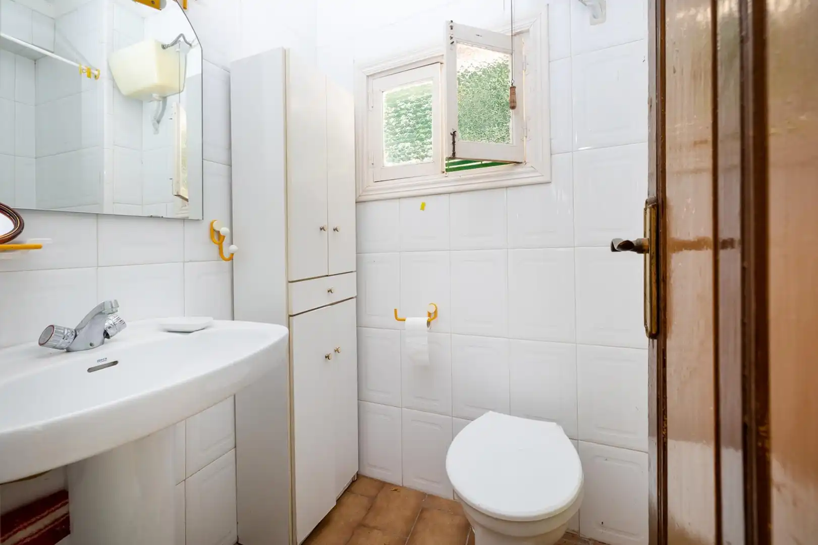 Badezimmer von Haus oder Chalet zum Verkauf in Ugíjar mit Heizung, Privatgarten und Terrasse