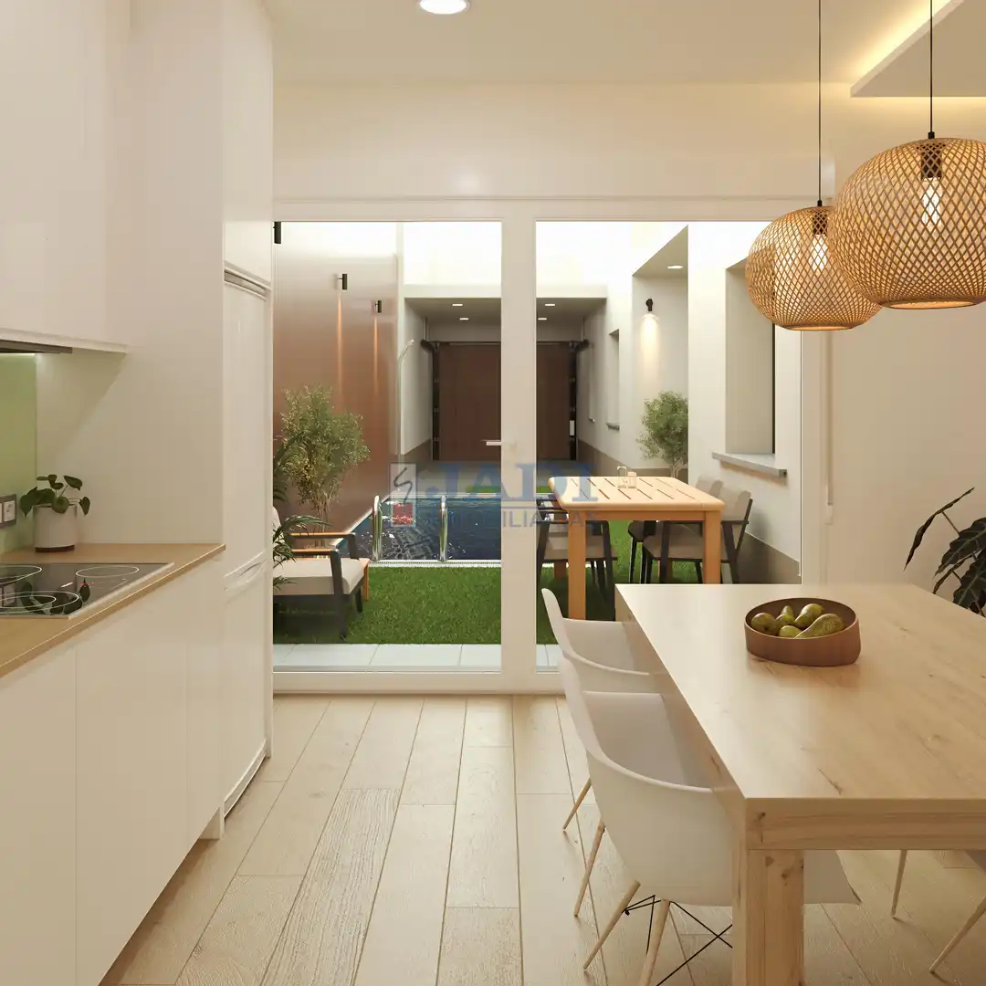 House with pool for sale in Valdepeñas