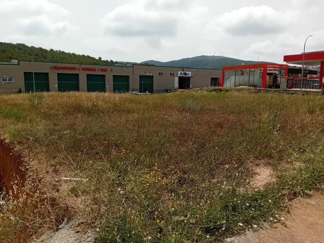 Terreno industrial en Alquiler en Avinguda de Vilafranca en Canyelles