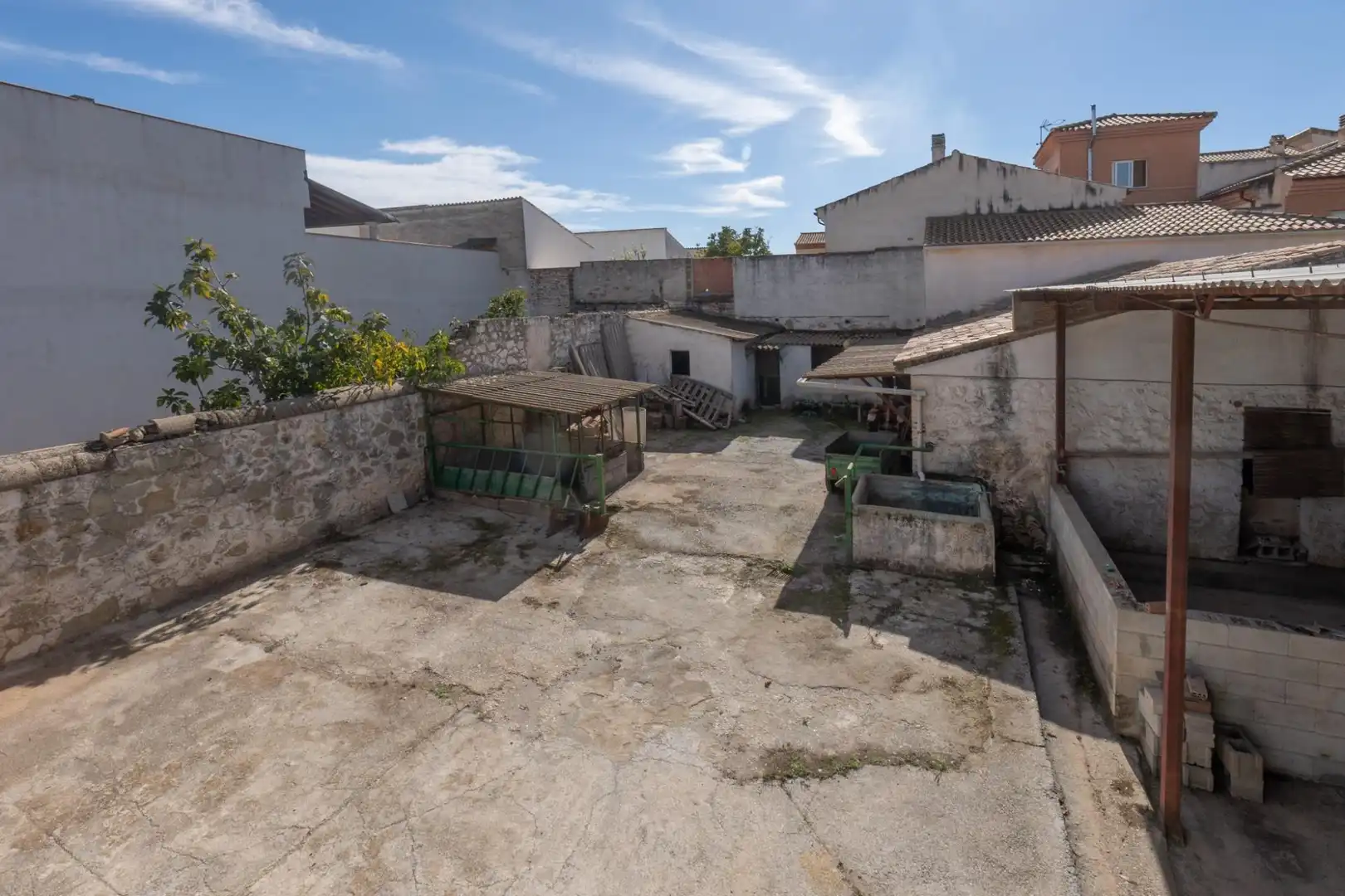 Vista exterior de Casa o chalet en venta en Albolote con Terraza y Balcón