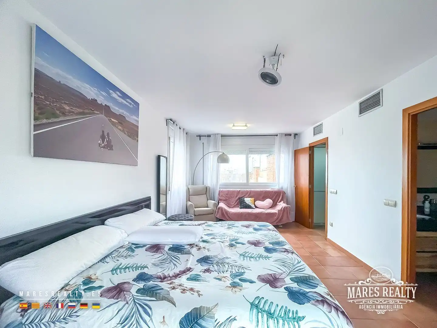 Habitación de Casa adosada en venta en Canet de Mar con Aire acondicionado, Calefacción y Jardín privado