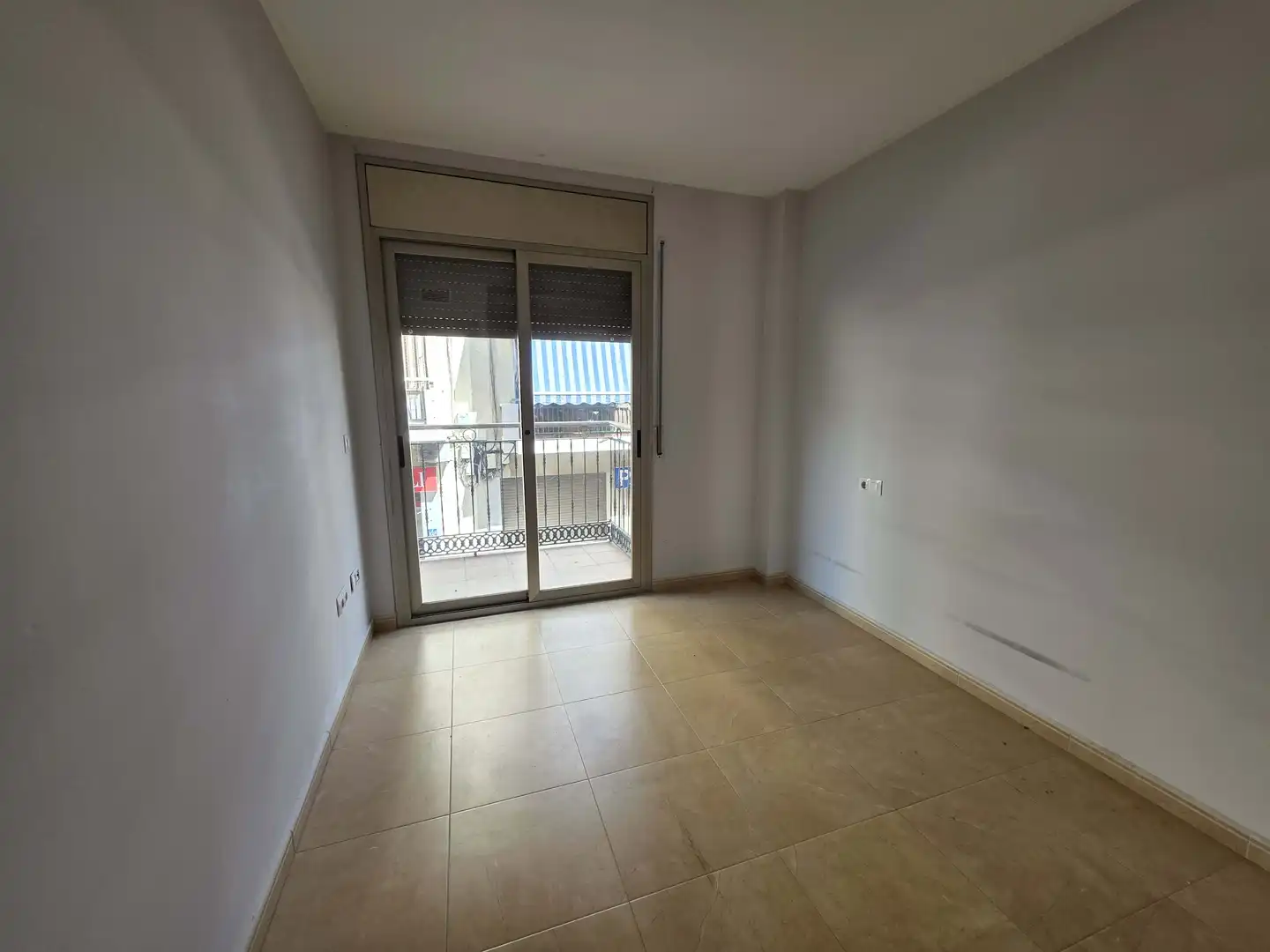 Schlafzimmer von Wohnung zum Verkauf in Torredembarra mit Klimaanlage, Heizung und Balkon