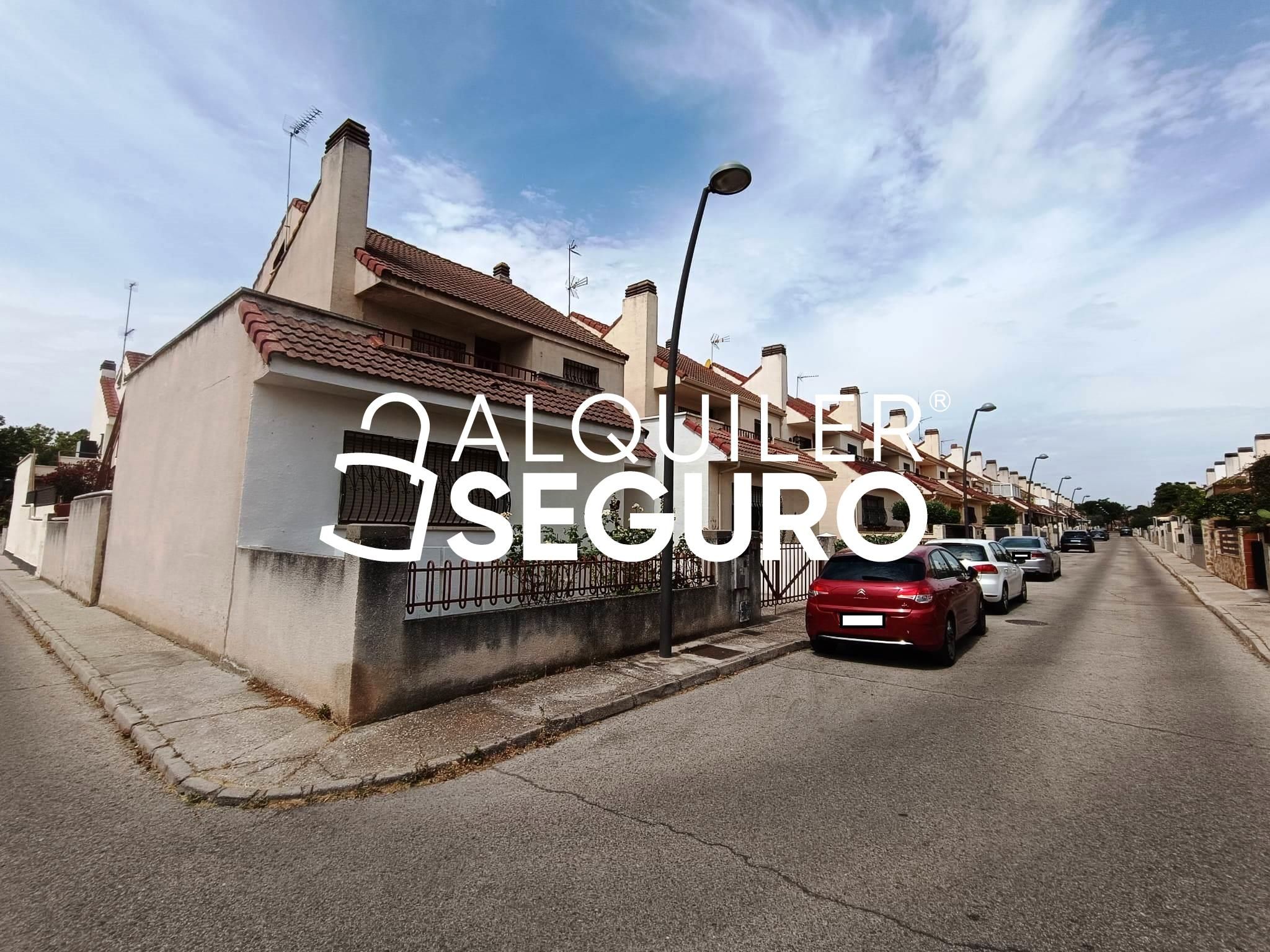 Exterior view of House or chalet to rent in Getafe  with Heating and Terrace