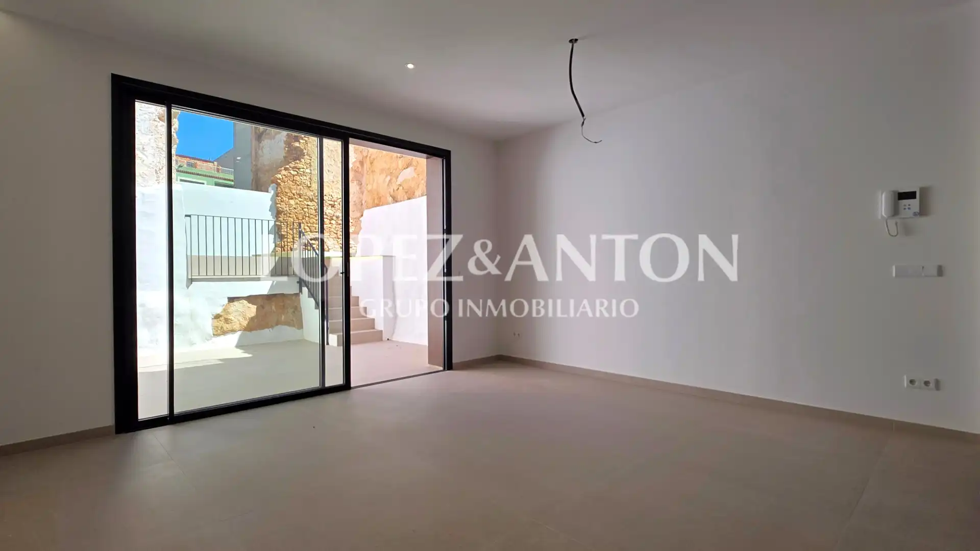 Casa adosada en venta en Benaguasil con Aire acondicionado, Calefacción y Terraza