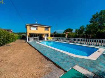 Villa con piscina in vendita a Calalberche