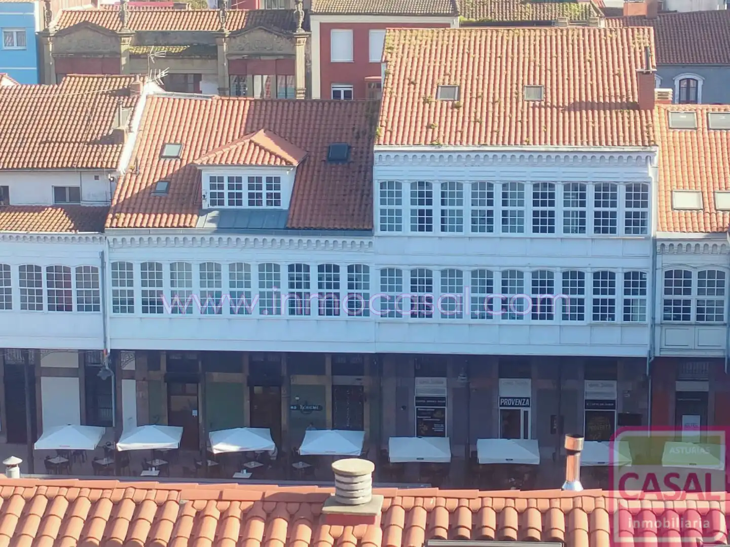 Vista exterior de Piso en venta en Avilés con Calefacción