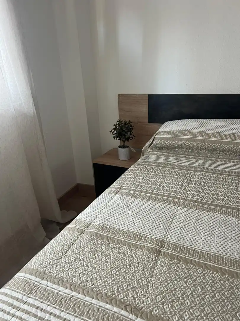 Bedroom of Flat for rent in Torrelavega   with Heating