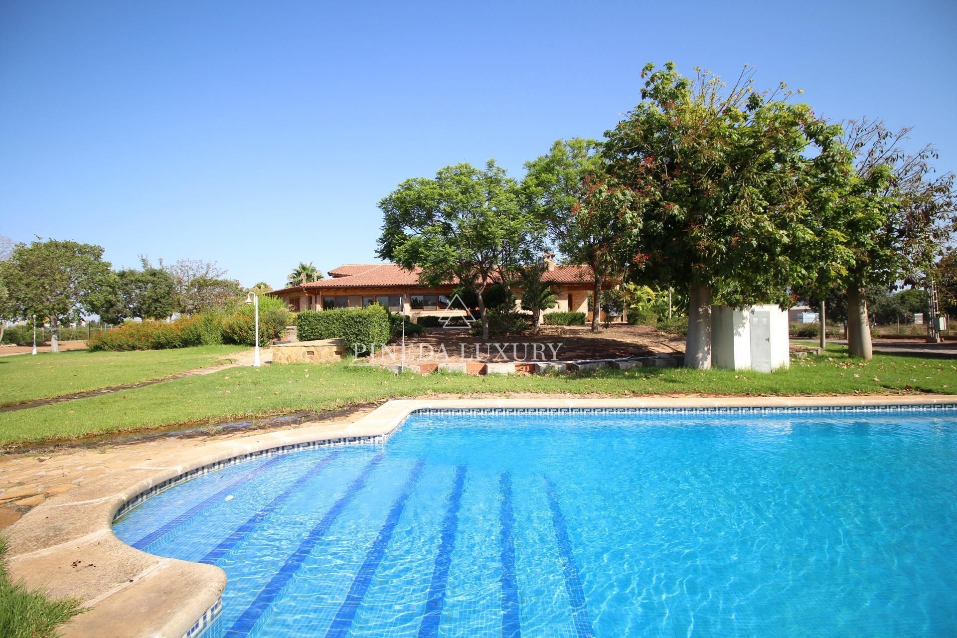 Swimming pool of House or chalet for sale in El Puig de Santa Maria  with Air Conditioner, Heating and Private garden