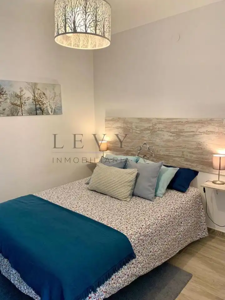Schlafzimmer von Wohnung zur Miete in Fuengirola mit Heizung, Terrasse und Möbliert