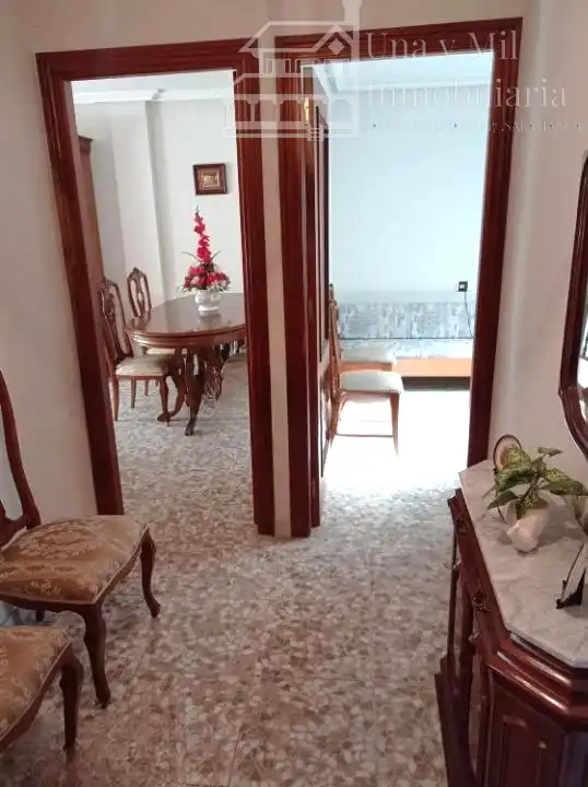 Comedor de Piso en venta en Guijuelo con Calefacción, Trastero y Amueblado