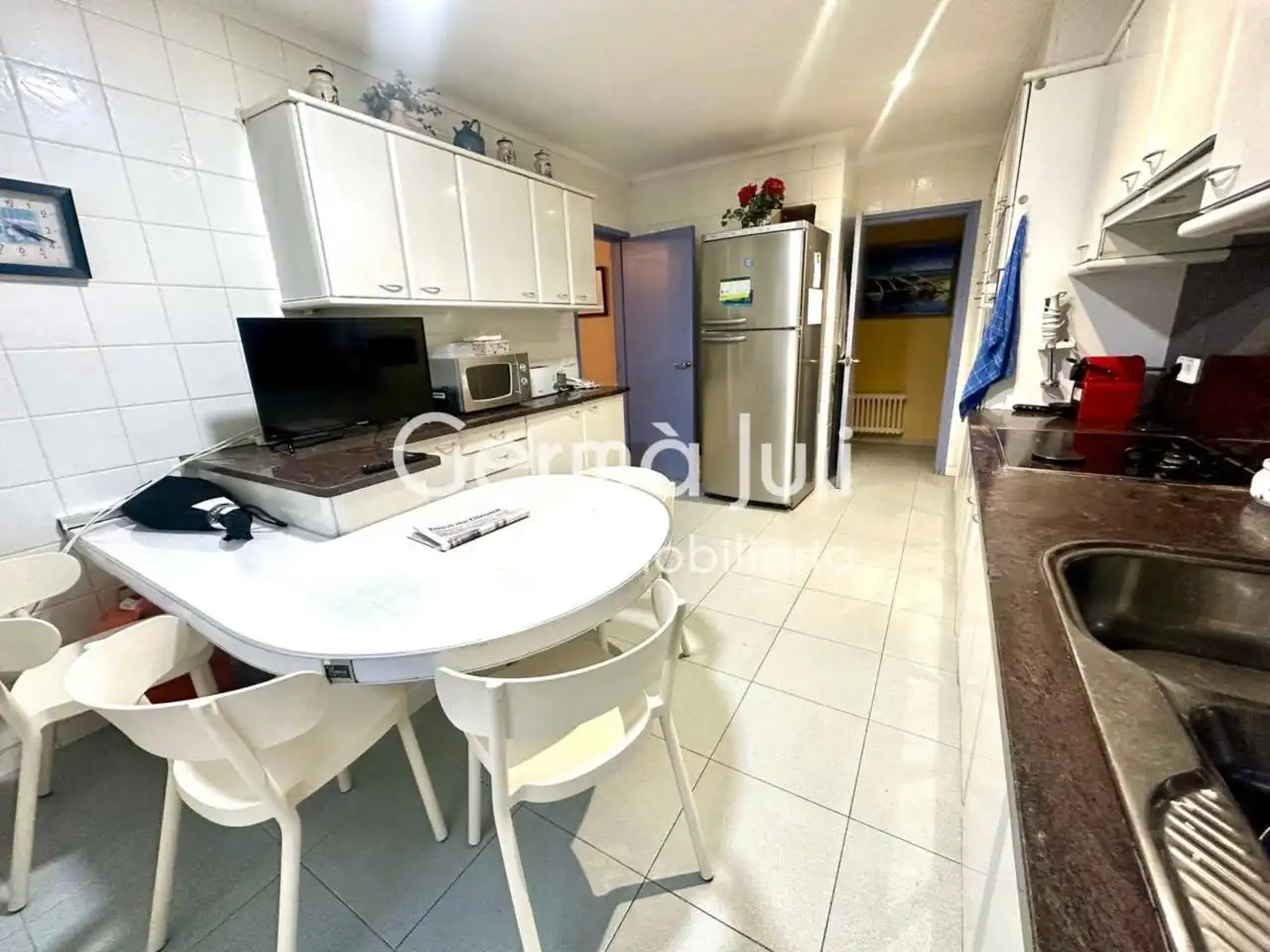 Cuina de Casa o xalet en venda en Girona amb Calefacció i Terrassa