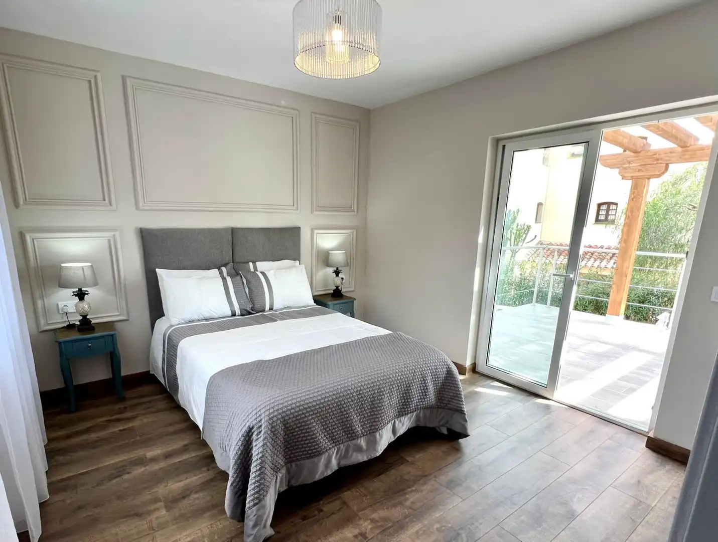 Habitación de Casa o chalet de alquiler en Marbella con Aire acondicionado, Calefacción y Jardín privado