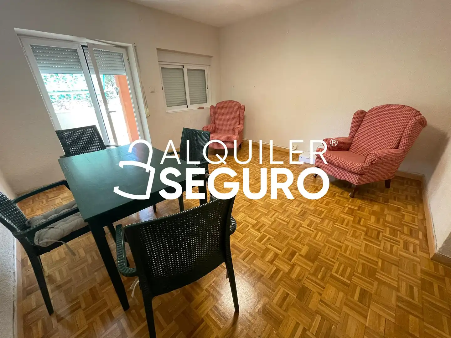 Pis de lloguer en Madrid amb Calefacció, Terrassa i Moblat