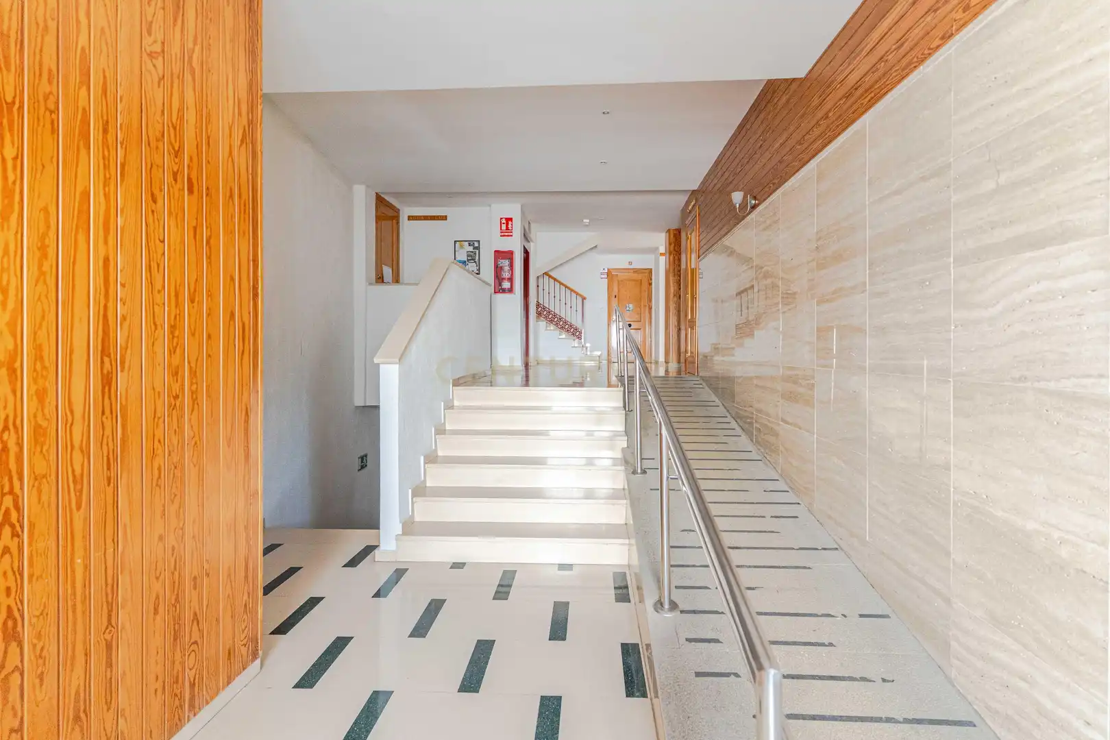 Apartament amb terrassa en venda a C. Abén Humeya, Salobreña, Spain Edificio sotillo, imagen 40