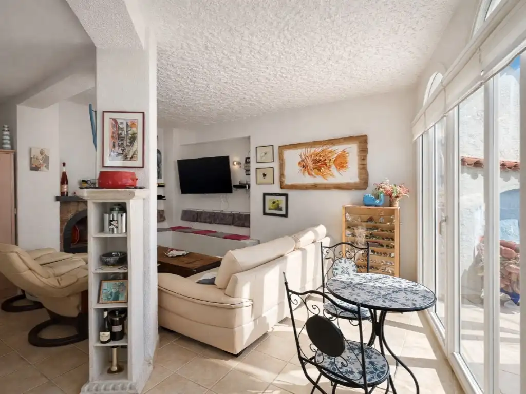 Living room of Houses for sale in Empuriabrava