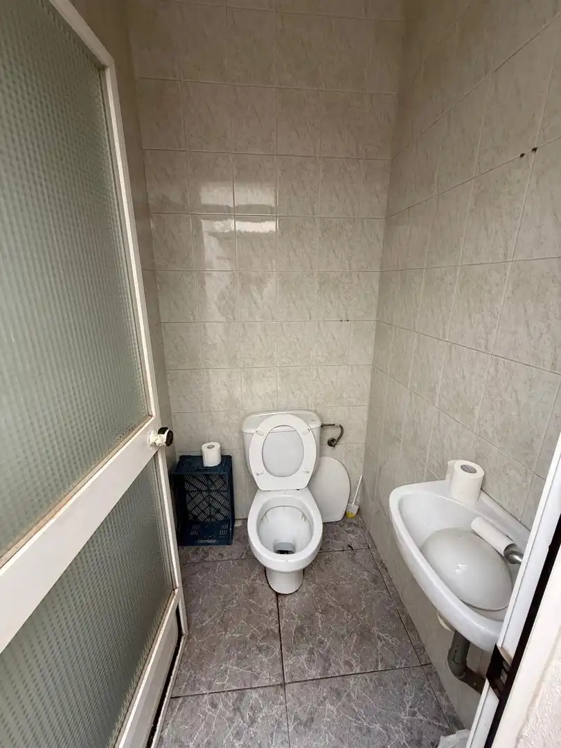 Baño de Local en venta en Cuevas de San Marcos con Aire acondicionado y Amueblado