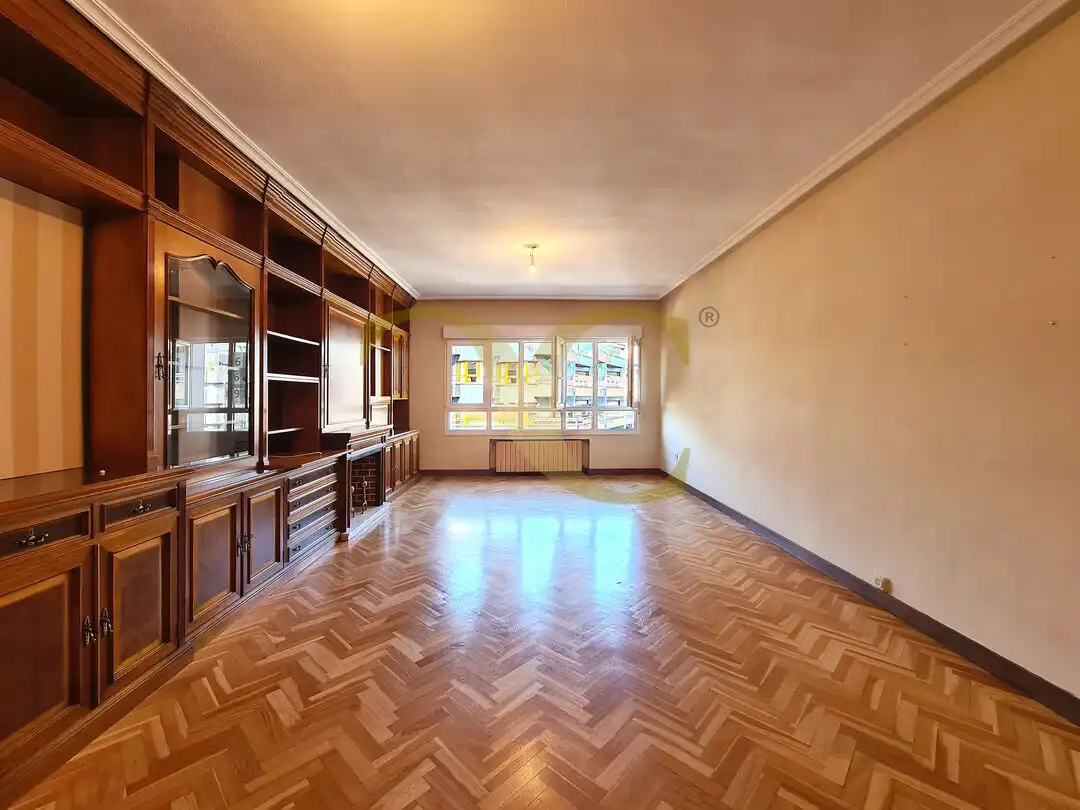 Appartamento con ascensore in vendita a Avenida de Galicia, imagen 3